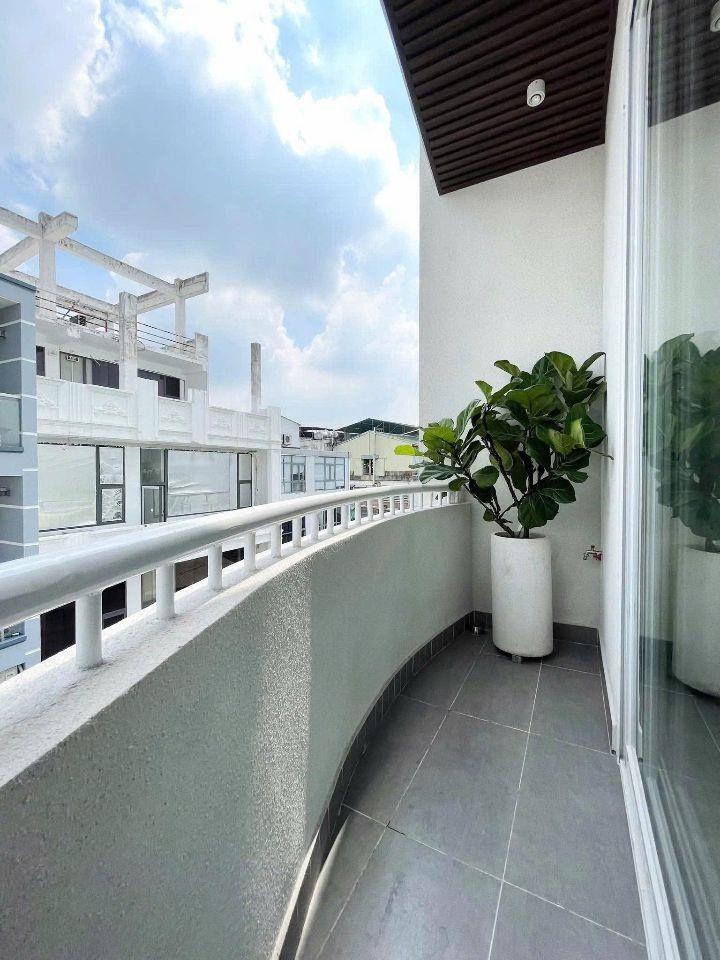 CHDV 7 TẦNG CÓ HẦM - MỚI 100% - 60m2 11 PHÒNG - DOANH THU 70 TR/THÁNG