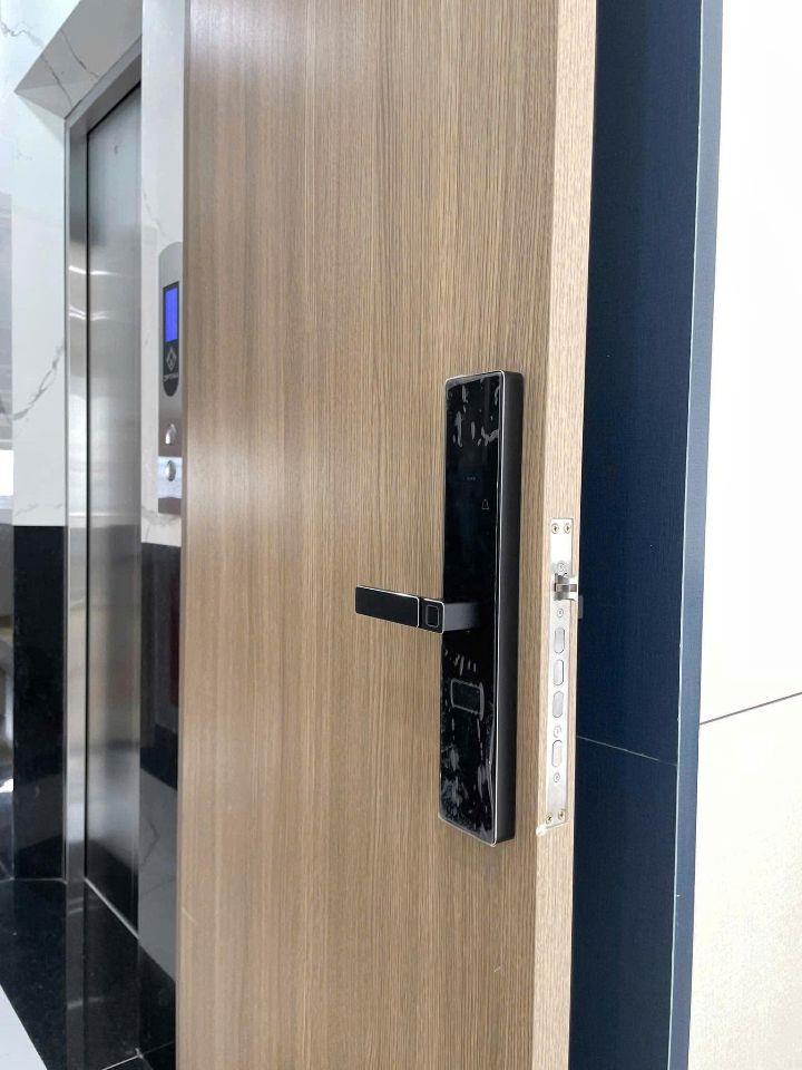 CHDV 7 TẦNG CÓ HẦM - MỚI 100% - 60m2 11 PHÒNG - DOANH THU 70 TR/THÁNG