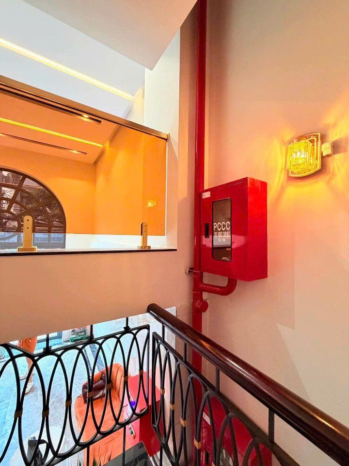 NHÀ MẶT TIỀN KHU BÀU CÁT GIÁP Q10 - 13 CHDV & THANG MÁY - DÒNG TIỀN 110 TRIỆU/THÁNG