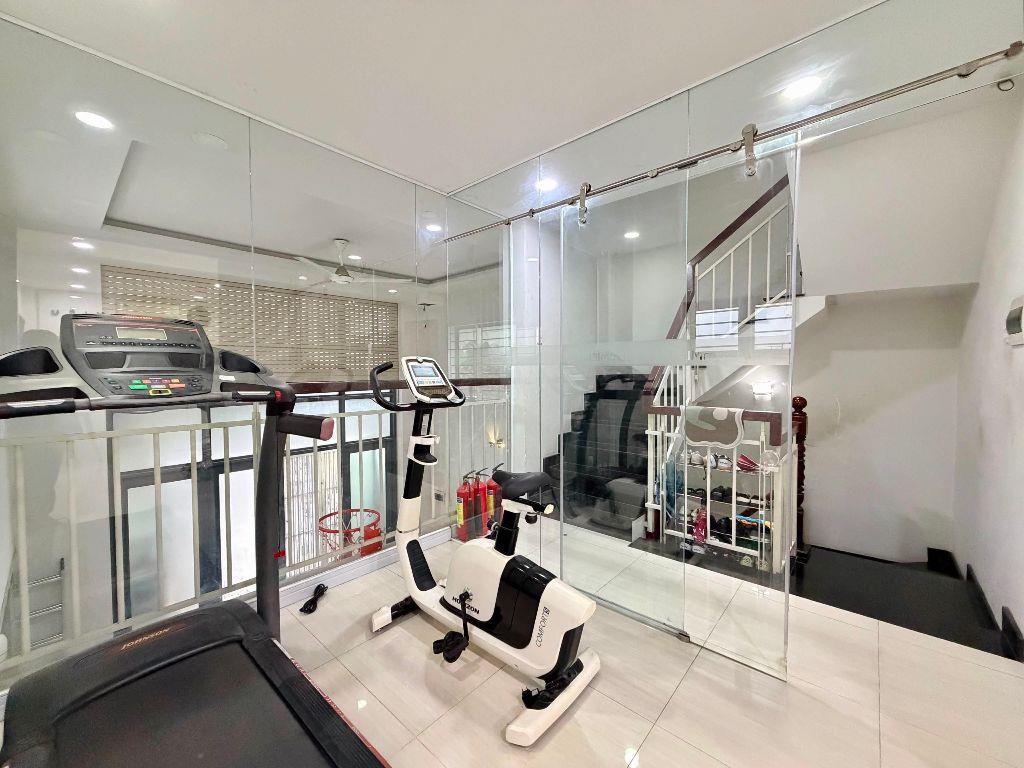 CĂN GÓC 2 MT VỊ TRÍ ĐẸP - 92m2 PHỐ THỜI TRANG TRẦN QUANG DIỆU - 4 TẦNG KIÊN CỐ