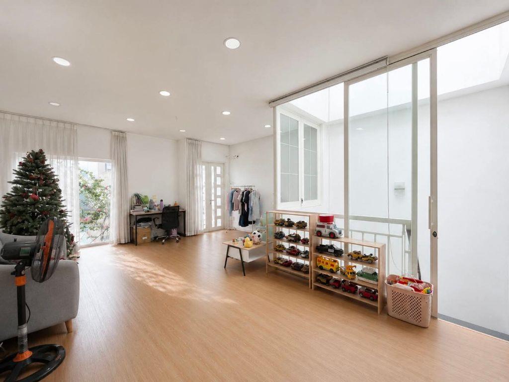 CĂN GÓC 2 MT VỊ TRÍ ĐẸP - 92m2 PHỐ THỜI TRANG TRẦN QUANG DIỆU - 4 TẦNG KIÊN CỐ