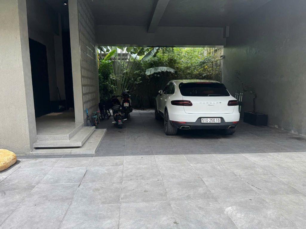BIỆT THỰ THẢO ĐIỀN - KHUÔN ĐẤT HIẾM 534M² VUÔNG VỨC - NỘI THẤT CAO CẤP HƠN 30 TỶ