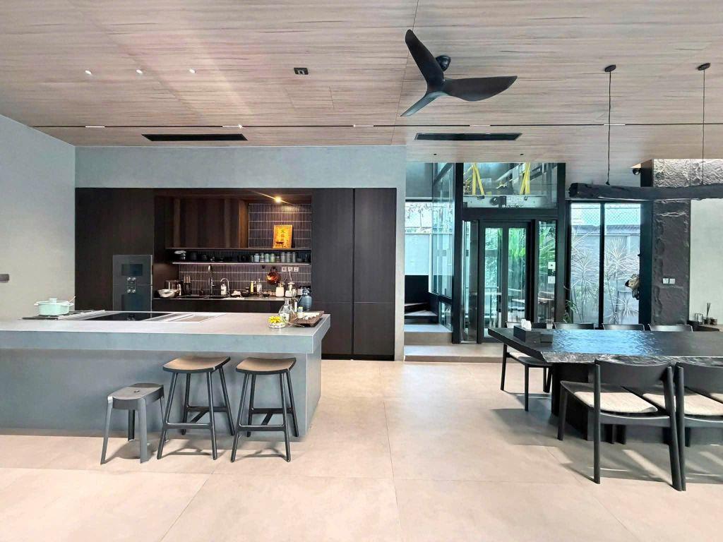 BIỆT THỰ THẢO ĐIỀN - KHUÔN ĐẤT HIẾM 534M² VUÔNG VỨC - NỘI THẤT CAO CẤP HƠN 30 TỶ