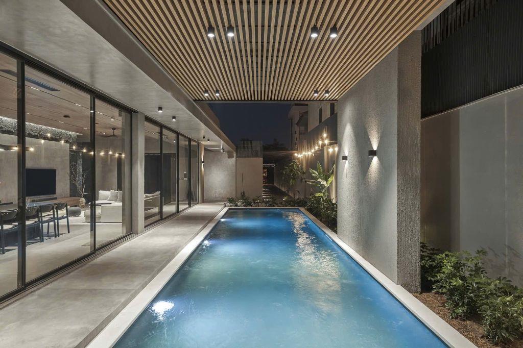 BIỆT THỰ THẢO ĐIỀN - KHUÔN ĐẤT HIẾM 534M² VUÔNG VỨC - NỘI THẤT CAO CẤP HƠN 30 TỶ
