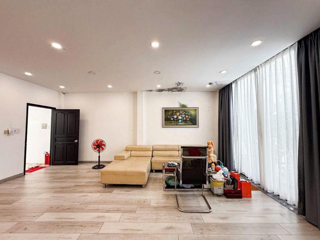 HẺM Ô TÔ SÁT MẶT TIỀN HOÀNG HOA THÁM - NGANG 6M HIẾM - 122M² 4 TẦNG - 13.5 TỶ