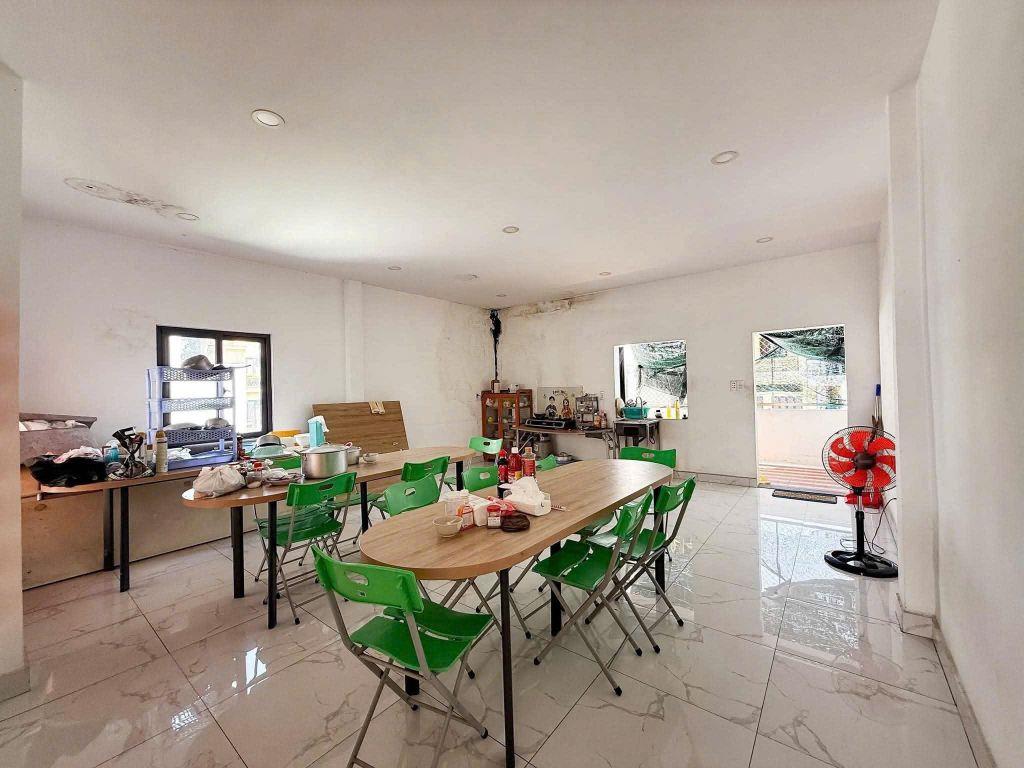 HẺM Ô TÔ SÁT MẶT TIỀN HOÀNG HOA THÁM - NGANG 6M HIẾM - 122M² 4 TẦNG - 13.5 TỶ