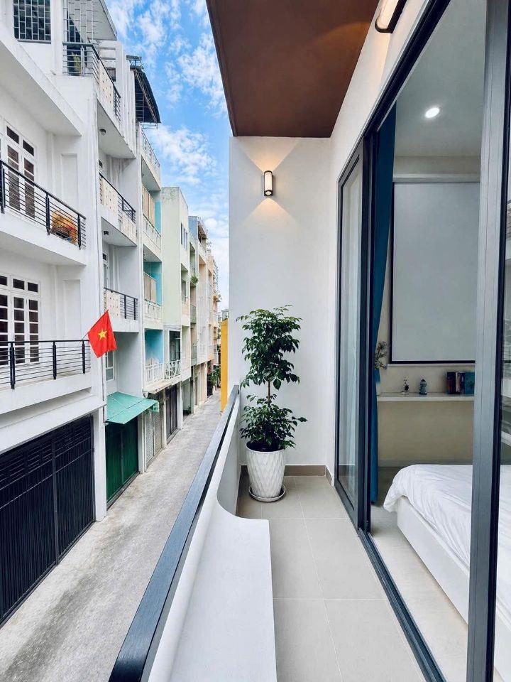CHDV 7 PHÒNG THANG MÁY Q3 - FULL NỘI THẤT - DÒNG TIỀN KHỦNG
