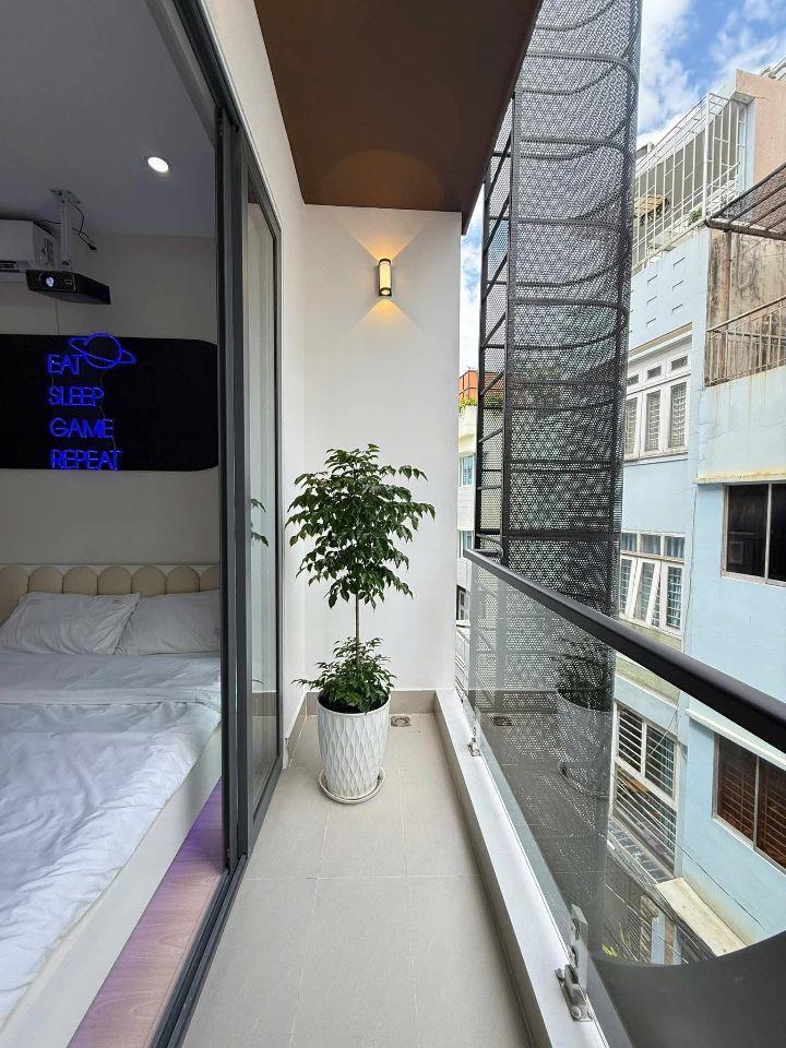 CHDV 7 PHÒNG THANG MÁY Q3 - FULL NỘI THẤT - DÒNG TIỀN KHỦNG