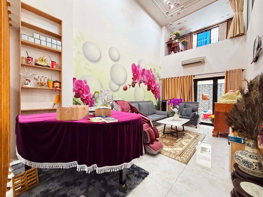 VILLA ĐẲNG CẤP - LAM SƠN BÌNH THẠNH - 142m2 NỞ HẬU PHONG THUỶ TỐT - 4 TẦNG KIÊN CỐ