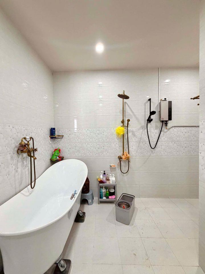 VILLA ĐẲNG CẤP - LAM SƠN BÌNH THẠNH - 142m2 NỞ HẬU PHONG THUỶ TỐT - 4 TẦNG KIÊN CỐ