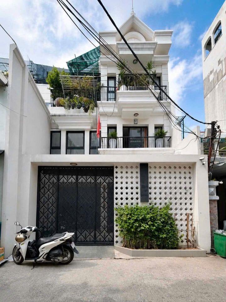 VILLA ĐẲNG CẤP - LAM SƠN BÌNH THẠNH - 142m2 NỞ HẬU PHONG THUỶ TỐT - 4 TẦNG KIÊN CỐ