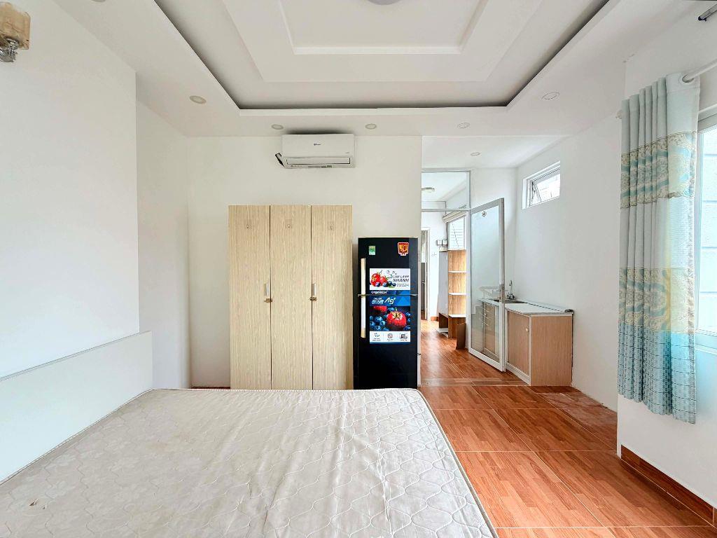 HẺM NHỰA Ô TÔ KINH DOANH HOÀNG HOA THÁM - 6 TẦNG 56m² - KHOÁN 37 TR/THÁNG