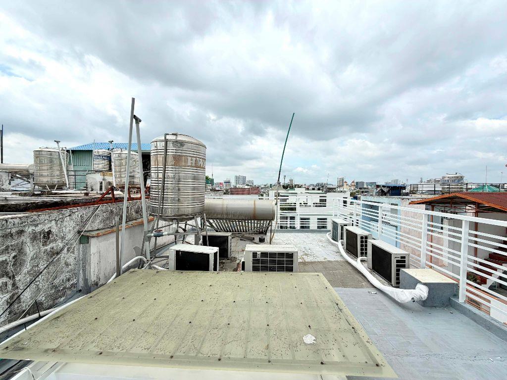 HẺM NHỰA Ô TÔ KINH DOANH HOÀNG HOA THÁM - 6 TẦNG 56m² - KHOÁN 37 TR/THÁNG
