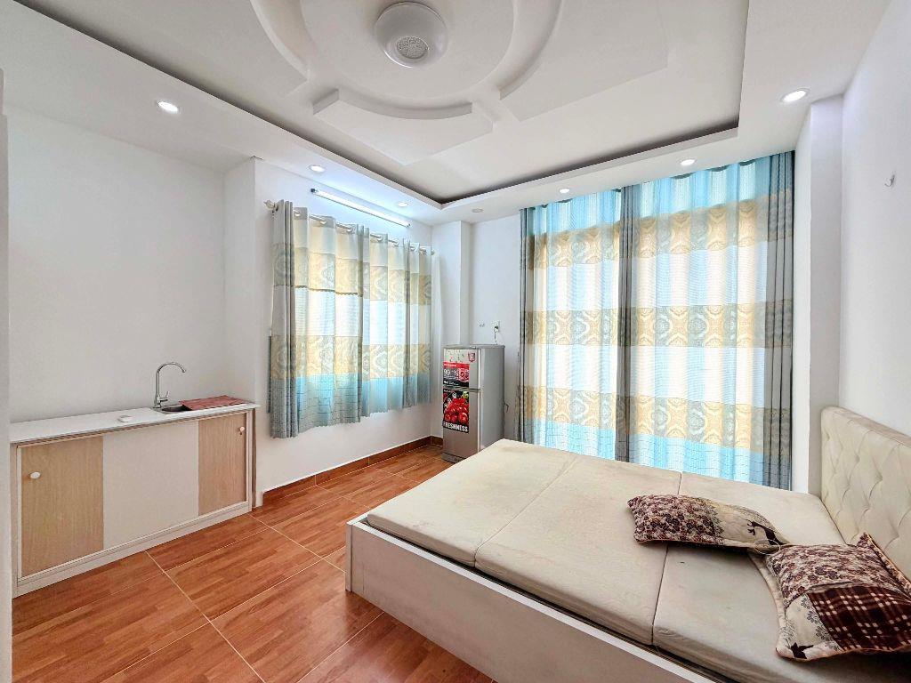 HẺM NHỰA Ô TÔ KINH DOANH HOÀNG HOA THÁM - 6 TẦNG 56m² - KHOÁN 37 TR/THÁNG