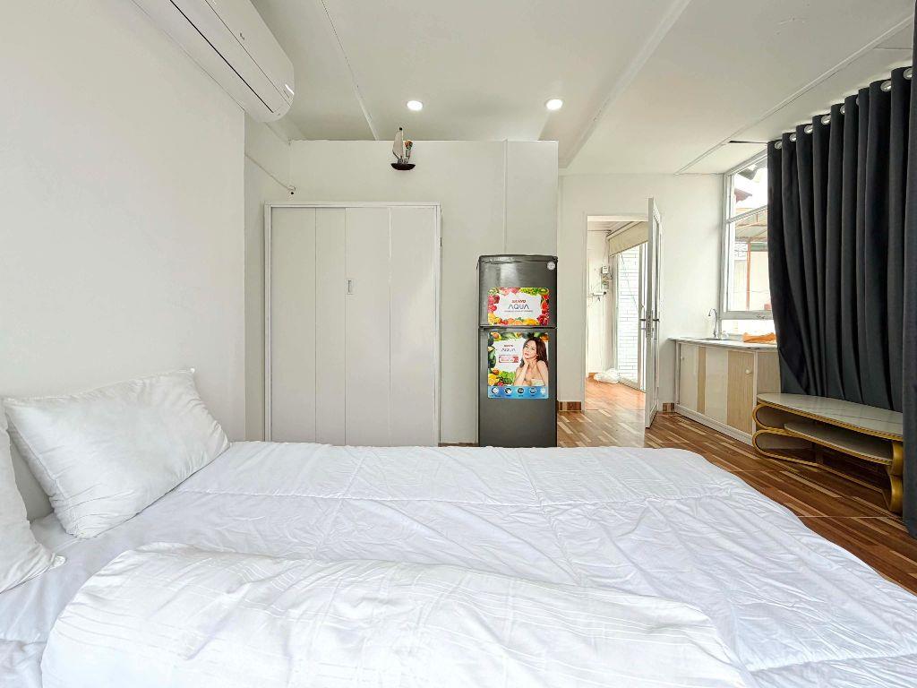 HẺM NHỰA Ô TÔ KINH DOANH HOÀNG HOA THÁM - 6 TẦNG 56m² - KHOÁN 37 TR/THÁNG