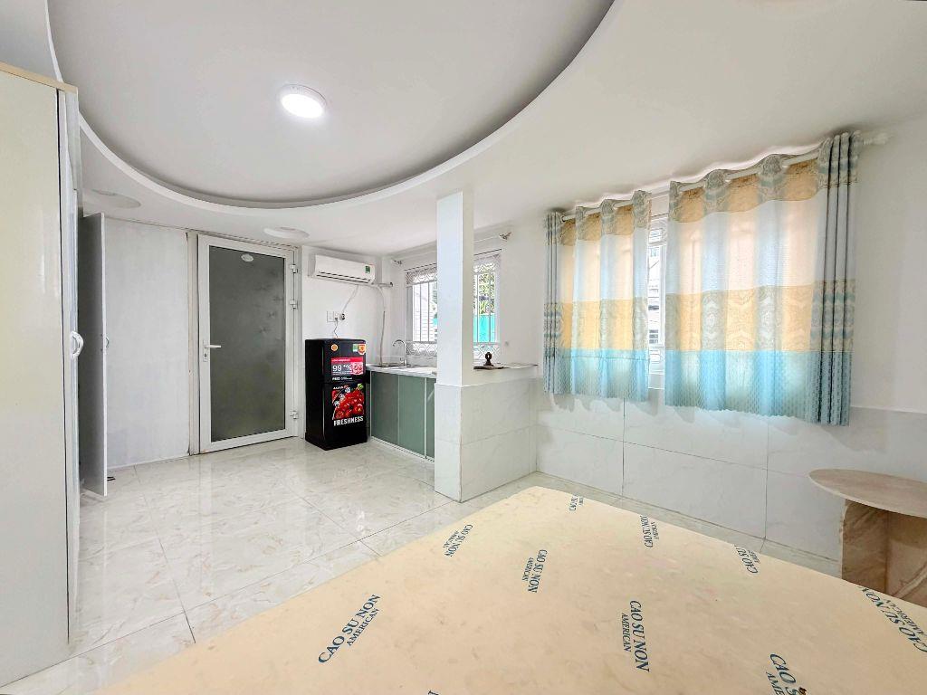 HẺM NHỰA Ô TÔ KINH DOANH HOÀNG HOA THÁM - 6 TẦNG 56m² - KHOÁN 37 TR/THÁNG