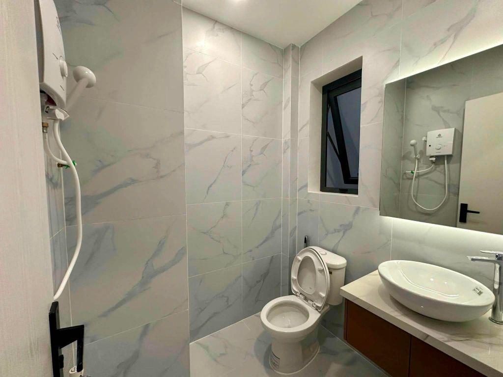 CHDV MẶT TIỀN PHAN VĂN HÂN BÌNH THẠNH  -16 PHÒNG DOANH THU 100TR/THÁNG