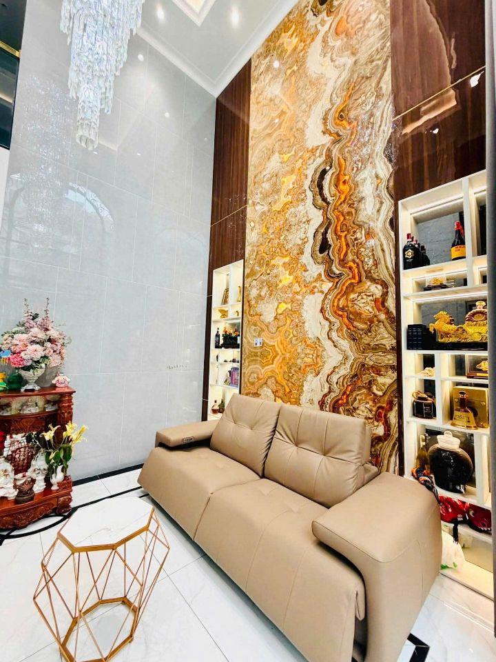 BIỆT THỰ BÌNH LỢI 185M² (10×18.5) - HỒ BƠI - HẦM ĐỂ 2 Ô TÔ - THANG MÁY NHẬT BẢN