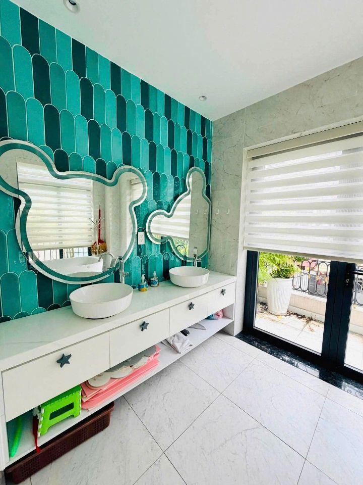BIỆT THỰ BÌNH LỢI 185M² (10×18.5) - HỒ BƠI - HẦM ĐỂ 2 Ô TÔ - THANG MÁY NHẬT BẢN