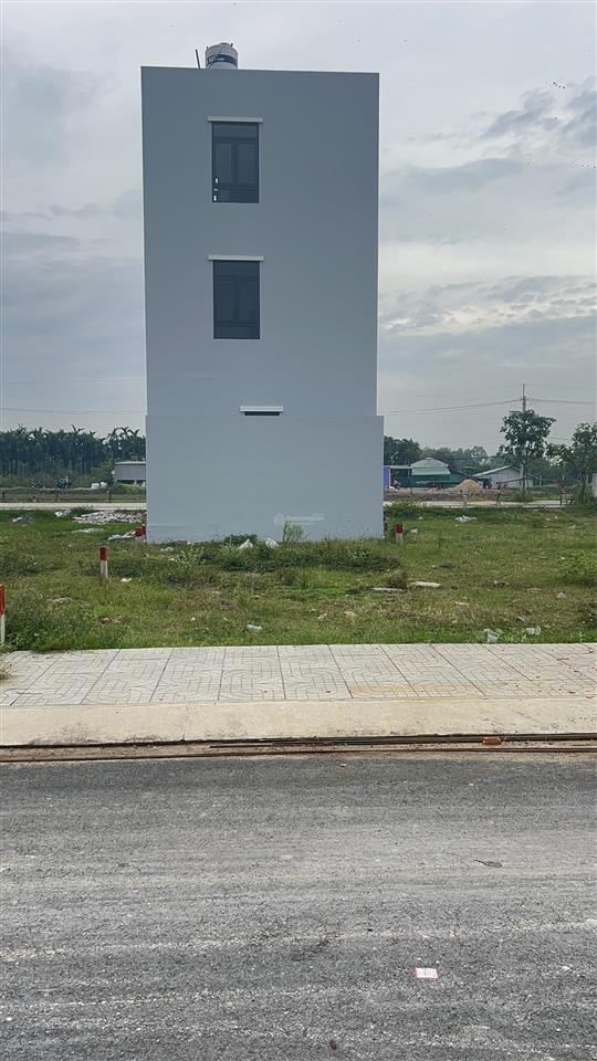 1 lô hiếm có đất full thổ cư 80m2, tân phú trung nh hỗ trợ 70% giá 1 tỷ 990 triệu