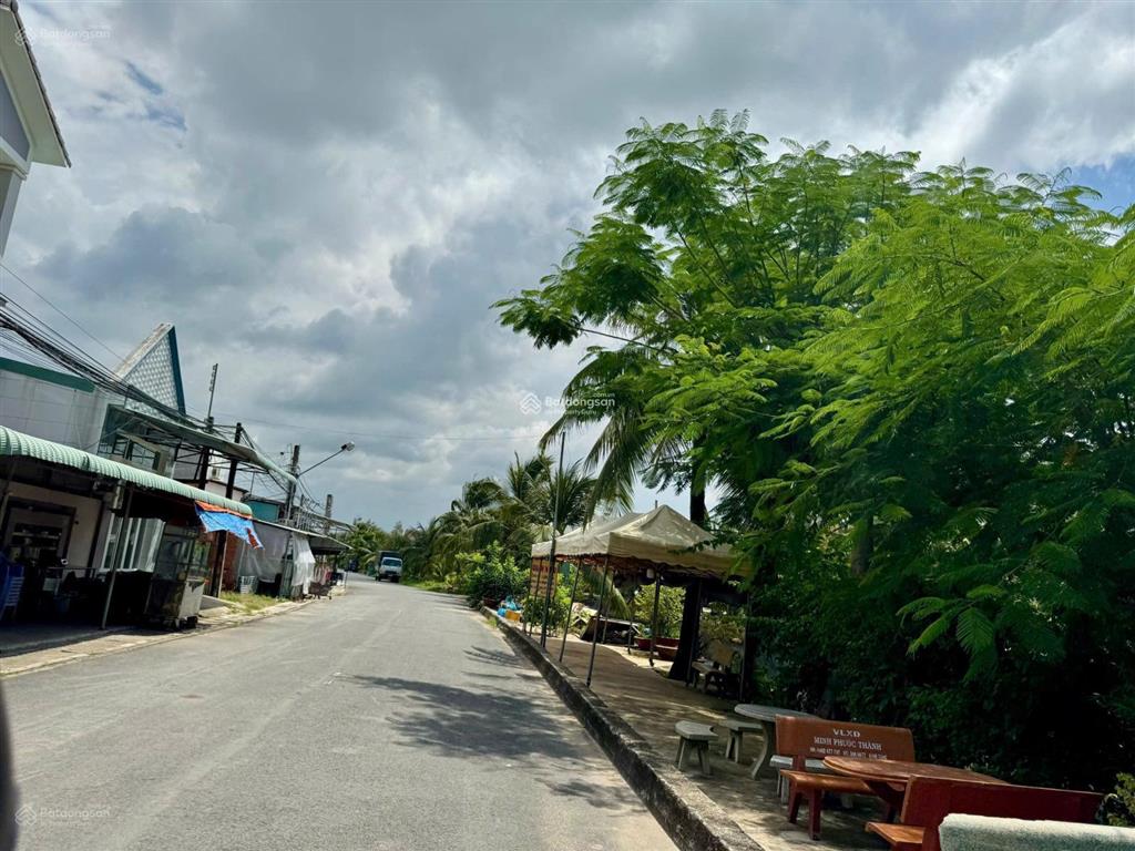 Chính chủ rao bán lô đất thổ 120m2 giá 800 triệu đ. xuyên á, ngay chợ trảng bảng