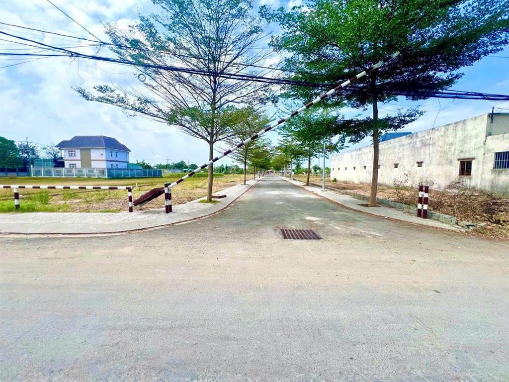 Đất nền tân phú trung, thổ cư, sổ hồng riêng, xây dựng 5 x 20m (100m2) nh hỗ trợ 70%