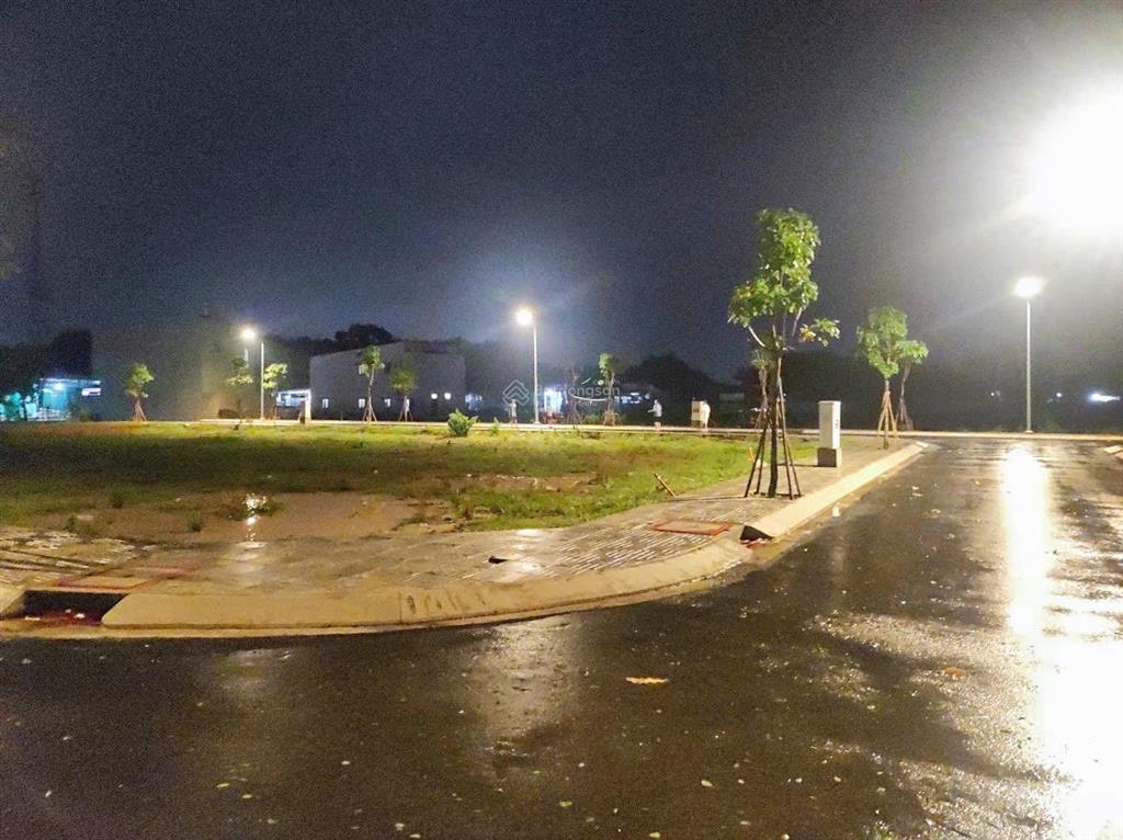 Đất nền tân phú trung, thổ cư, sổ hồng riêng, xây dựng 5 x 20m (100m2) nh hỗ trợ 70%