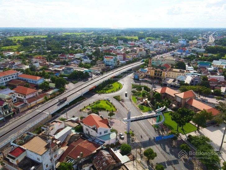 Chính chủ bán gấp 134m2 đất thổ mt đường nguyễn thị rành, củ chi, dân cư đông buôn bán thuận tiện