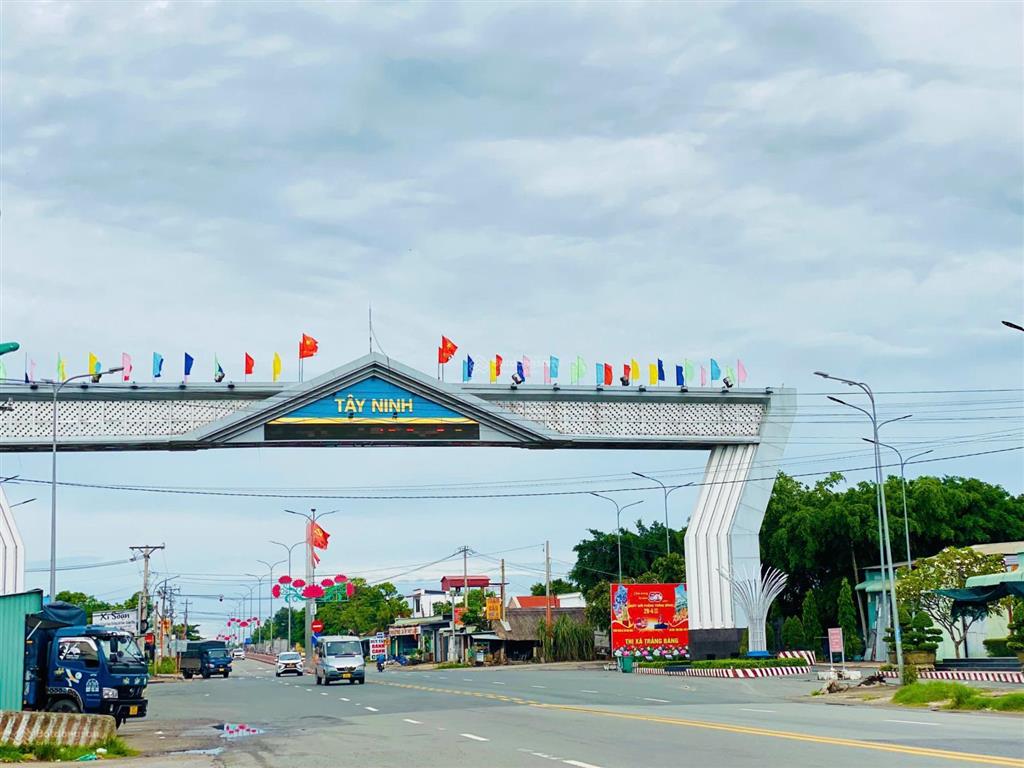 Đất thổ cư ngay trung tâm thị xã trảng bàng, diện tích 221m2 giá chỉ 800 triệu