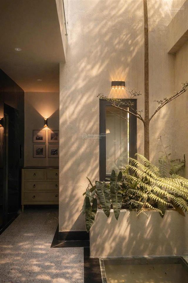 Nhà mới đẹp có hồ bơi, thang máy, nội thất xịn dt 100m2 kdt hà quang 2 có dòng tiền 50tr/tháng