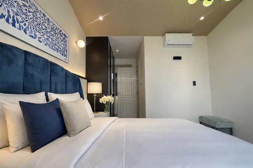 Nhà mới đẹp có hồ bơi, thang máy, nội thất xịn dt 100m2 kdt hà quang 2 có dòng tiền 50tr/tháng