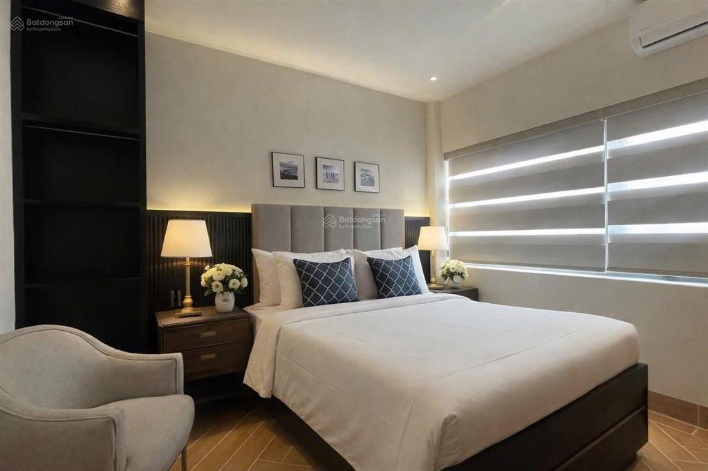 Nhà mới đẹp có hồ bơi, thang máy, nội thất xịn dt 100m2 kdt hà quang 2 có dòng tiền 50tr/tháng