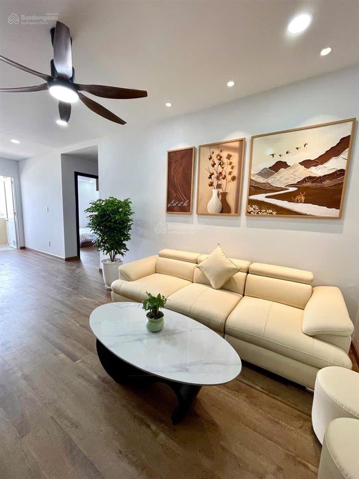 Căn hộ ct7 vdt 62m2 2pn nội thất mới tinh tầng cao thoáng mát vào ở ngay