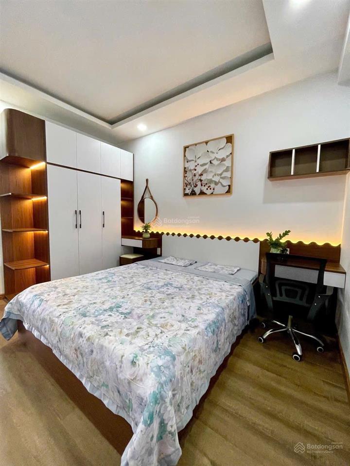Căn hộ ct7 vdt 62m2 2pn nội thất mới tinh tầng cao thoáng mát vào ở ngay