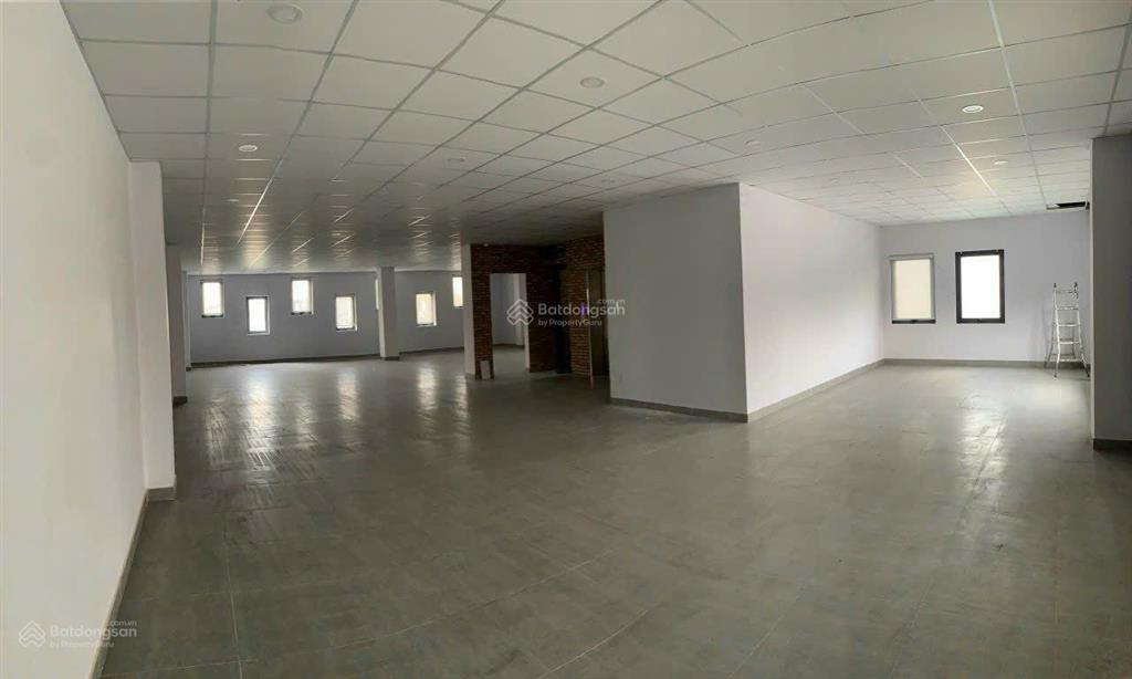 Cho thuê văn phòng, trường học, phòng khám ngang 12m x 24m, đường số 22 linh đông, thủ đức