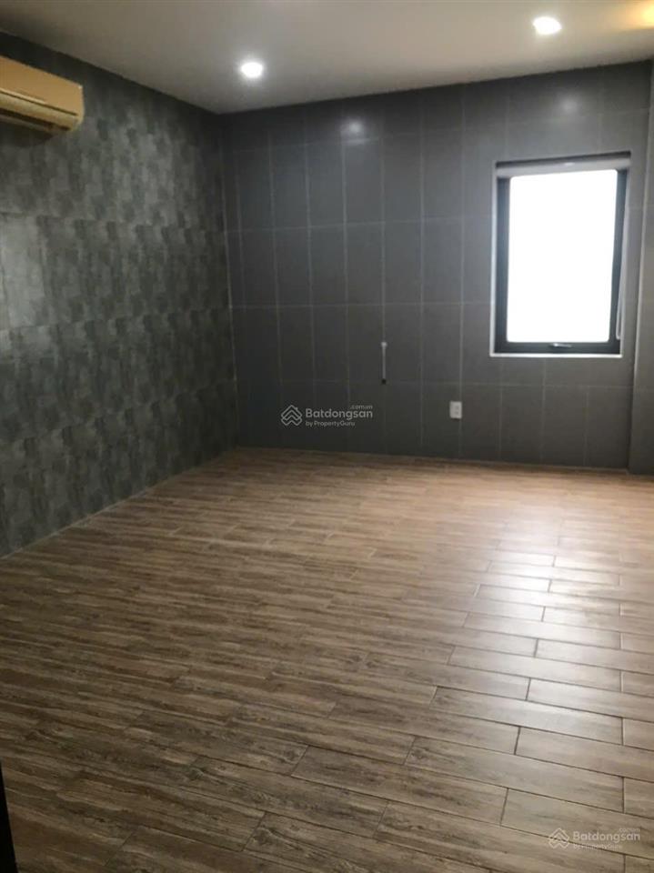 1000 m2  cho thuê văn phòng, có kho ....trường học, phòng khám