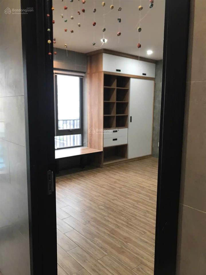 1000 m2  cho thuê văn phòng, có kho ....trường học, phòng khám
