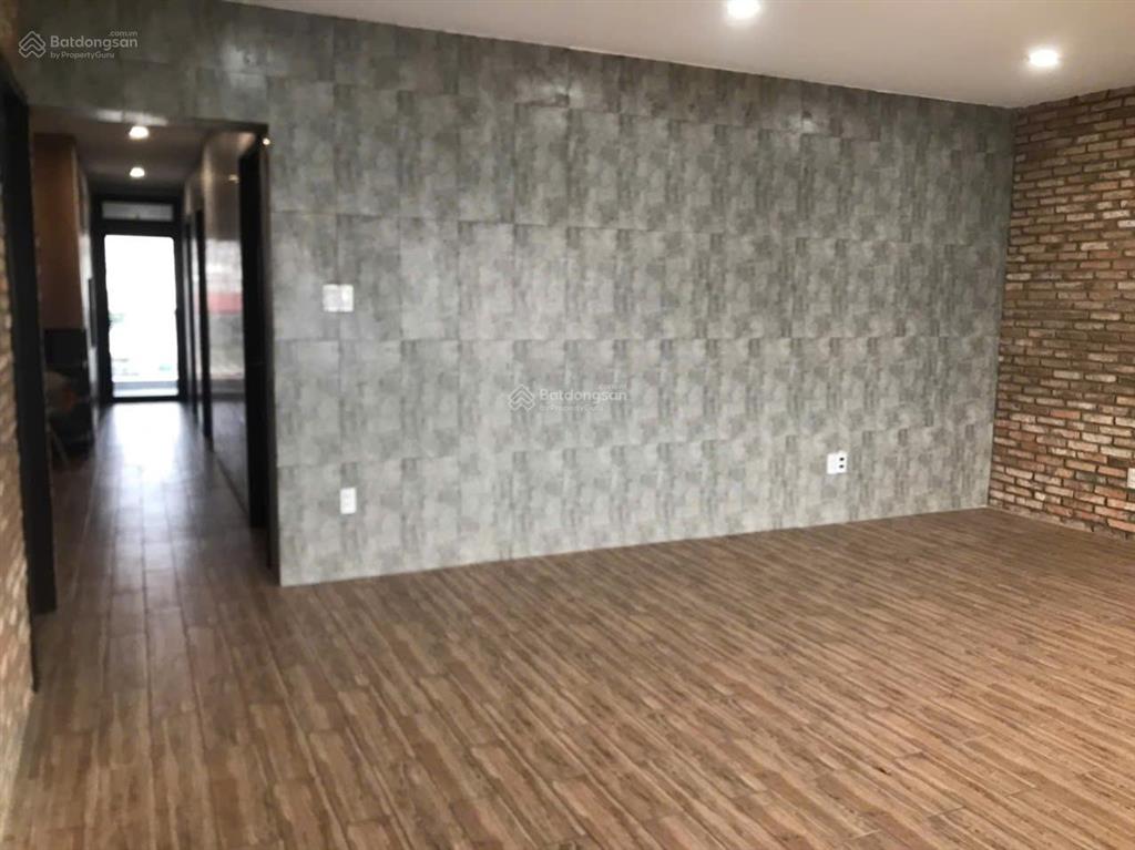 1000 m2  cho thuê văn phòng, có kho ....trường học, phòng khám