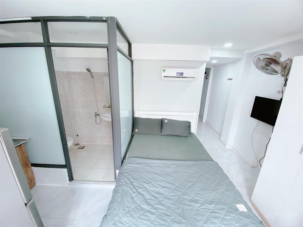 Phòng studio cửa sổ 4,7tr ngay xvnt gần bx. miền đông và ung văn khiêm