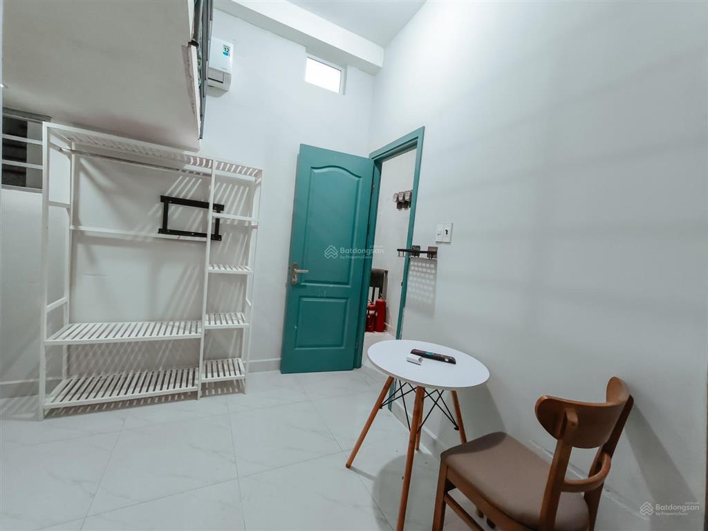 Phòng gác 4,5tr full nt có thang máy, máy giặt, ngay gần bx miền đông và ung văn khiêm