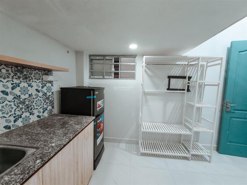 Phòng gác 4,5tr full nt có thang máy, máy giặt, ngay gần bx miền đông và ung văn khiêm