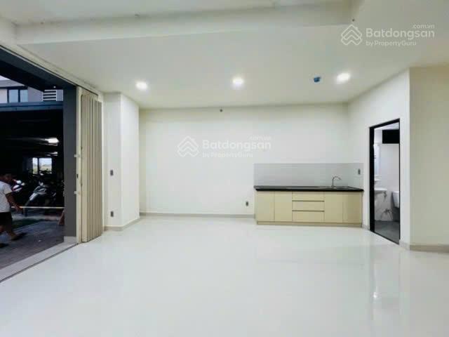 Bán căn hộ 1 trệt 1 lầu shophouse giá 3,2 tỷ  đã có sổ hồng, vừa ở vừa kinh doanh