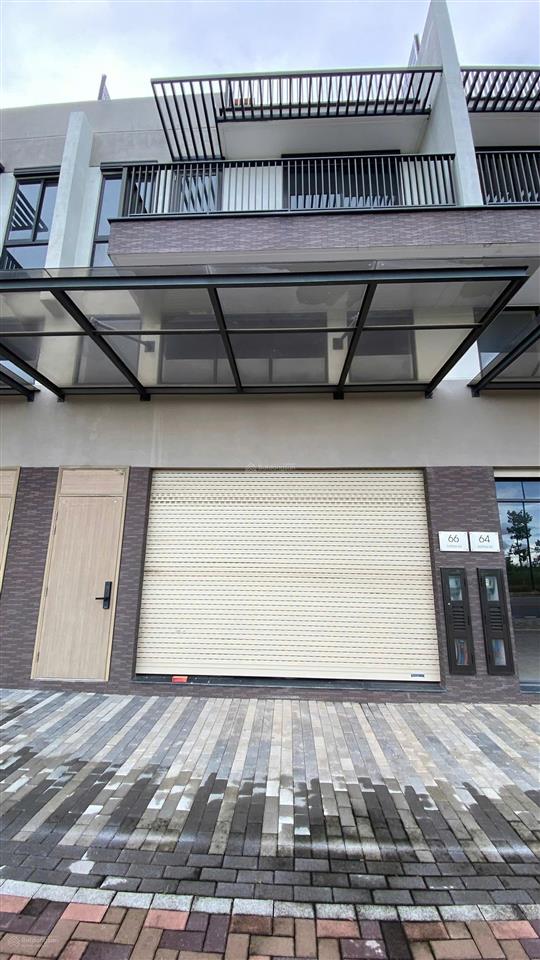 Cần bán shophouse 102m2 trục 36m tại waterpoint, bến lức, long an, giá 7,5 tỷ,  ngay 0902 938 ***