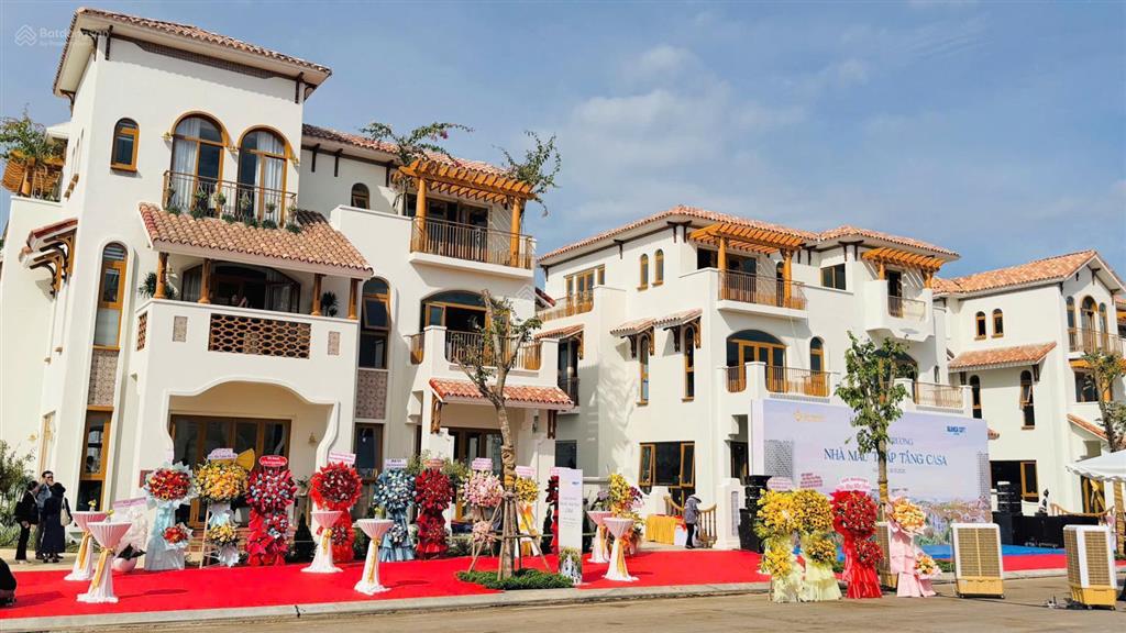 Cần bán villa song lập 175m2 view trực diện về sun world giá full 30 tỷ, sổ sở hữu lâu dài