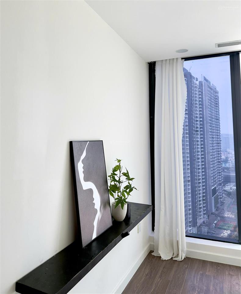 Cho thuê sunshine sky city sài gòn 2pn 72m2, 16tr/th, nhà mới decor, view quận 1, cách secc 300m