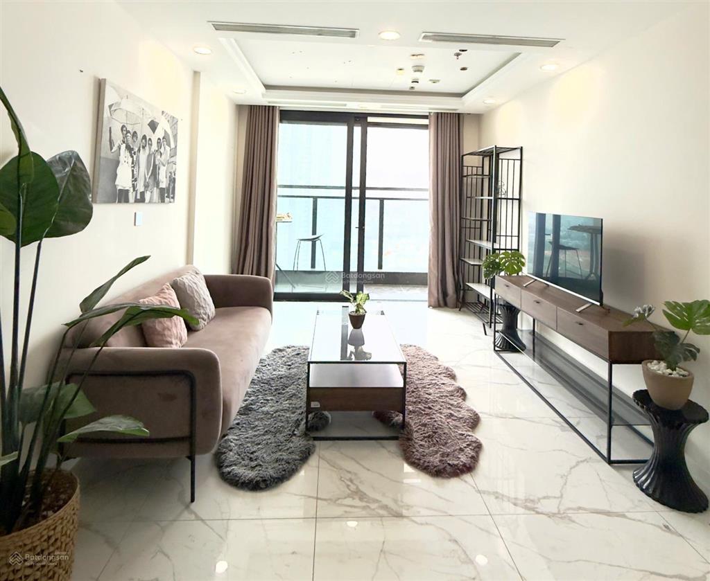 Cho thuê sunshine sky city sài gòn 2pn 72m2, 16tr/th, nhà mới decor, view quận 1, cách secc 300m