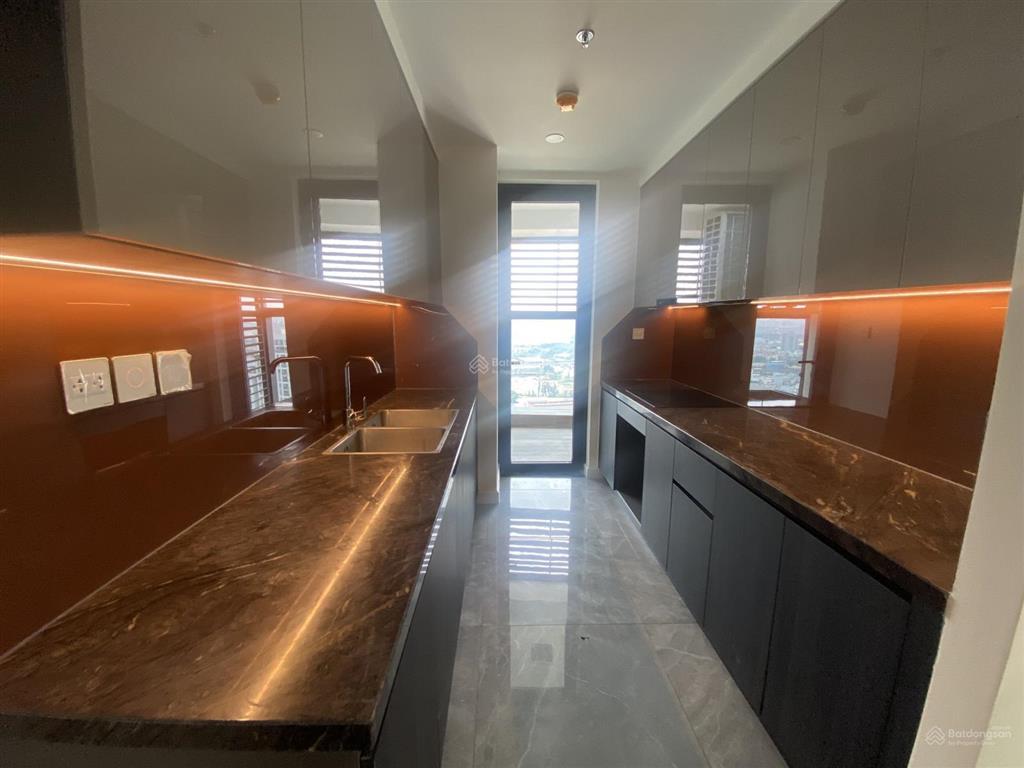 Quản lý cho thuê noble crystal riverside 2pn 116m2 giá 15tr/th, bên sông sài gòn, view thượng lưu