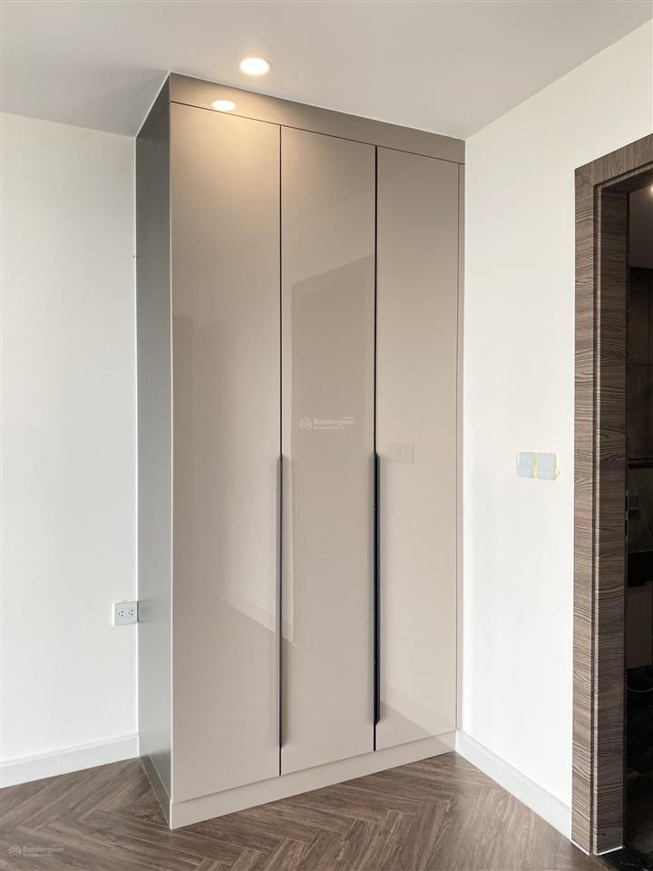 Quản lý cho thuê noble crystal riverside 2pn 116m2 giá 15tr/th, bên sông sài gòn, view thượng lưu