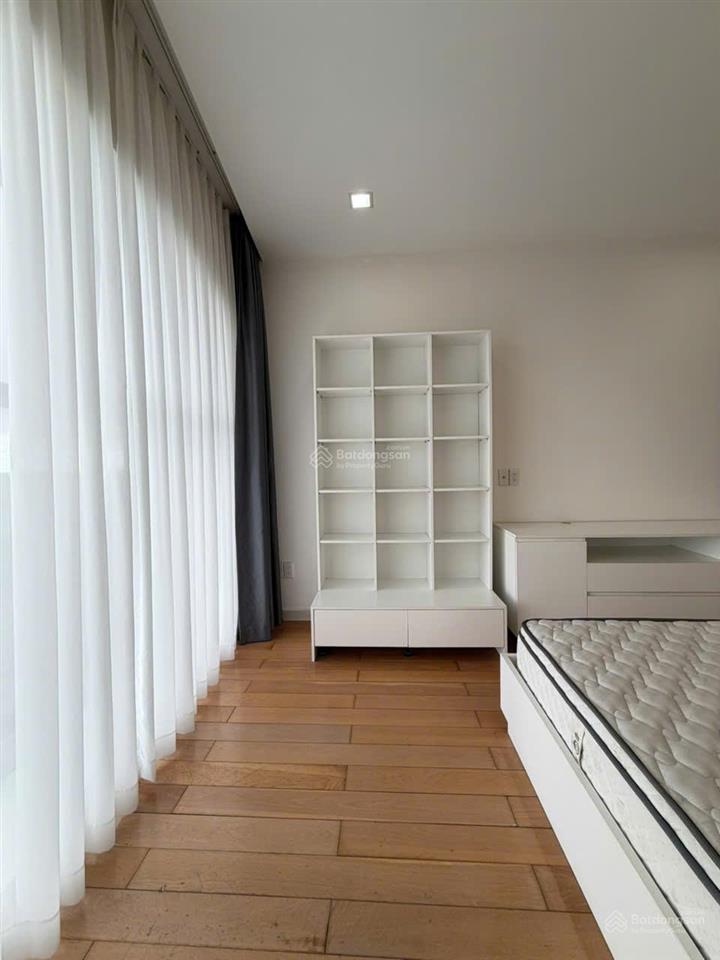 Cho thuê căn hộ noble crystal riverside 155m 3pn full nội thất giá chỉ 19 triệu/tháng