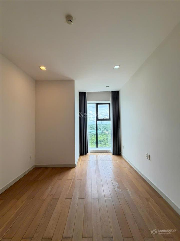 Cho thuê căn hộ noble crystal riverside 155m 3pn full nội thất giá chỉ 19 triệu/tháng